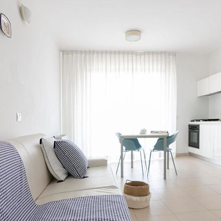 Residenza Excelsior - Bilocali Piano Terra Lägenhet Marina Di Montenero Exteriör bild